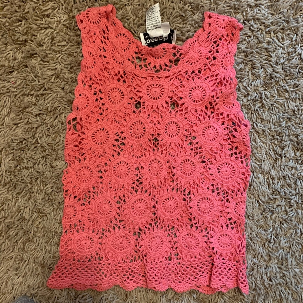 mesh top